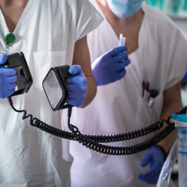 Publicado edital para aquisição de 40 desfibriladores para unidades de saúde