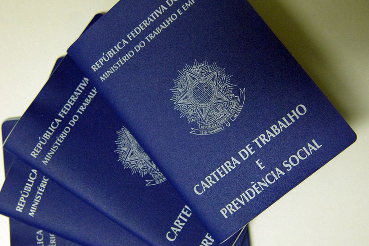 Agências do Trabalhador oferecem 984&hellip;