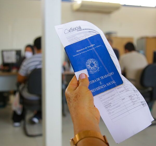 Agências do trabalhador oferecem 610 vagas de emprego nesta terça-feira (23)