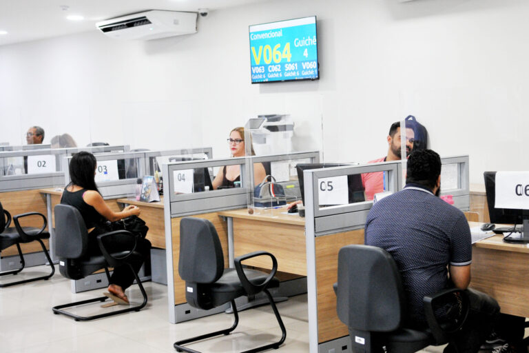 Agências do trabalhador oferecem 861 vagas nesta quarta-feira (29)