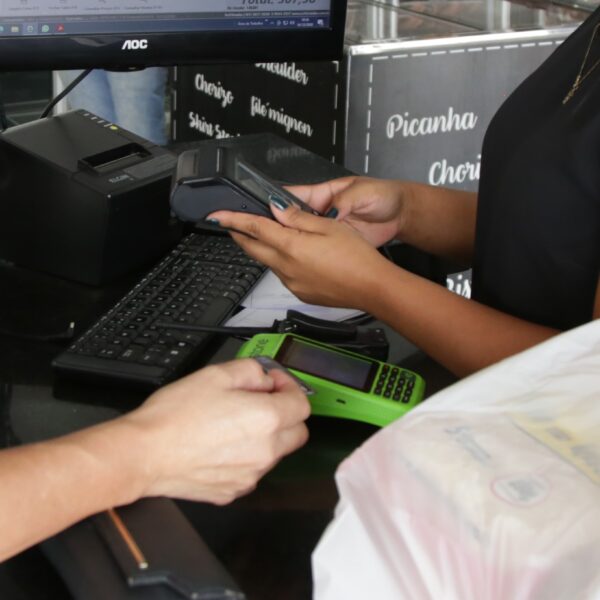 Semana começa com mais de mil vagas de emprego nas agências do trabalhador